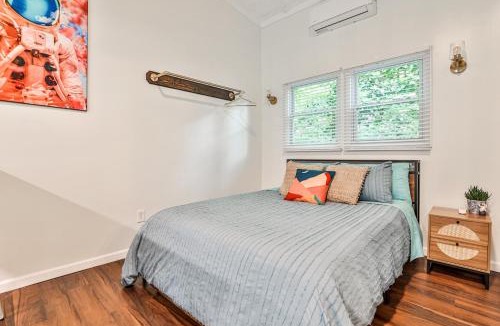 East Side House | The Moon Loft