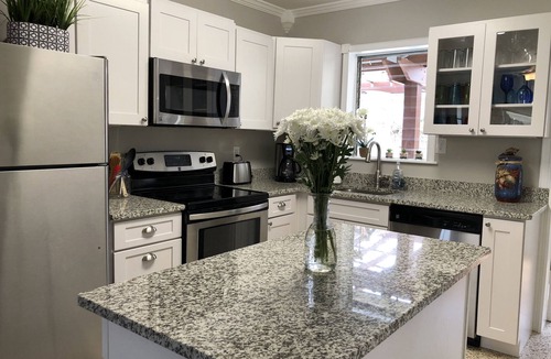 Riverview Estates House | The Oasis-Private Heated Pool, Hot Tub, Outdoor living space-5mi to beach