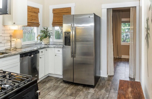 Old Seminole Heights House | The Palms Bungalow - Tampa getaway w/Paddle board. Pet-friendly!