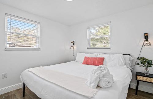 Plant City House | The Peaceful Village Unit #1