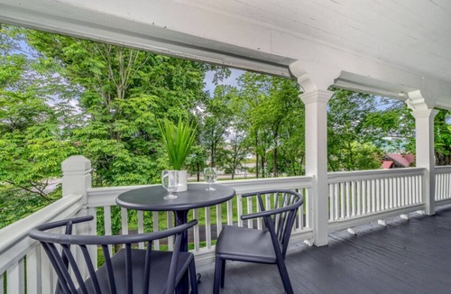 Kingston Apartment | the perfect blend of history, comfort, and convenience