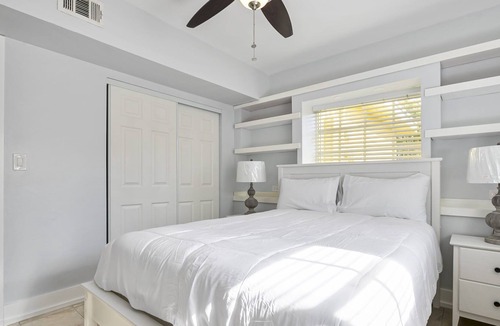 Poinsettia Heights House | The Perfect get away you Need