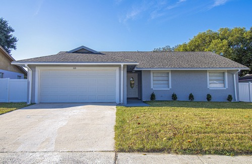 Seffner Community Alliance House | The perfect retreat: sea la vie, family-friendly home w/pool also near cities