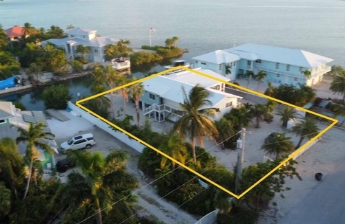 Sugarloaf Shores House | The Perfect Catch: Family Fun and Boater's Bliss in the Keys!