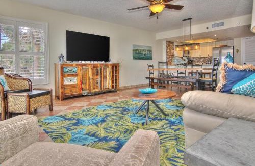 Indian Shores Apartment | The Pointe 104