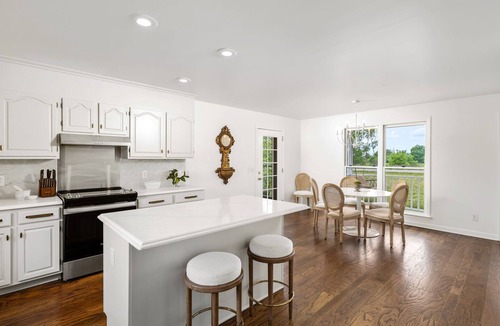 Nolensville House | The Porch on Puckett Lane, peaceful countryside escape in Nolensville