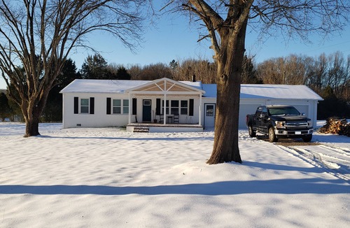 Barium Springs Cottage | The Quiet Cove A Refined Lake Norman Retreat