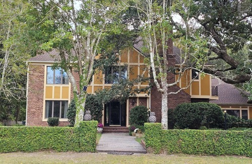 Socastee House | The Ranch: A Spacious 5-Bedroom Home with Pool in Quiet Neighborhood
