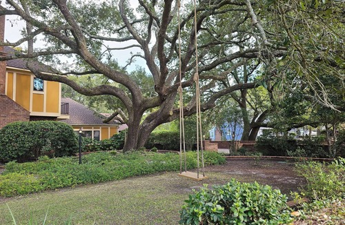 Socastee House | The Ranch: A Spacious 5-Bedroom Home with Pool in Quiet Neighborhood