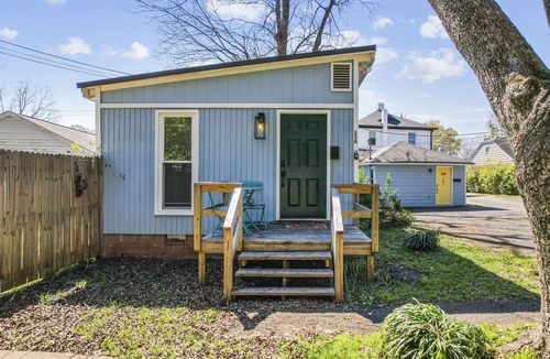 Rock Hill House | The Restful Retreat | 1Bed/1Bth Home | King Bed | Luxury Bath
