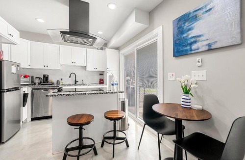 Sylvan Hills Apartment | The Rhitreat, Studio, 10 Min Downtown & Airport
