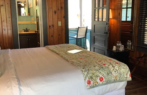 Chimney Rock Cabin | The Riverside Lodge at Chimney Rock