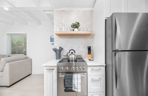 Riverside Park House | The Riverside Retreat #1