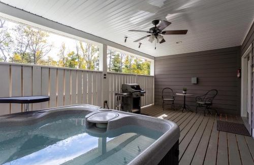 Skyland House | The Romantic Hickory Cottage