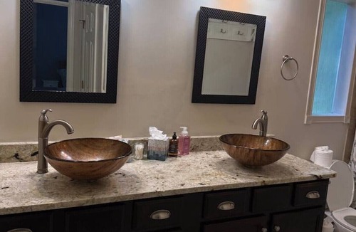 Weddington House | The RVA Al-Salam Suite