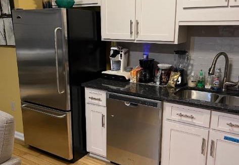 Fairlie-Poplar Historic District Apartment | The Samone's