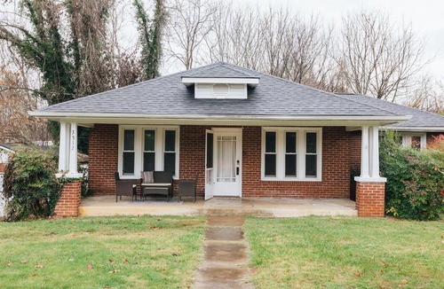 Johnson City House | The Sanctuary Company Johnson City