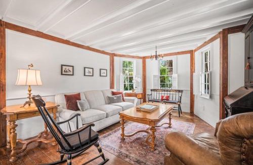 Historic District House | The Sandpiper - Just Steps to Downtown Beaufort and Beaufort River