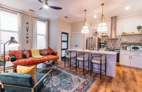 Old West Broad Neighborhood Apartment | The SCAD District Loft | 2BR on MLK Blvd