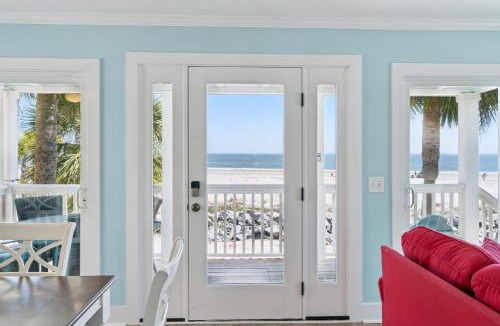 Saint Simons Island House | The Seaclusion Top Floor - 300 Seventh Street