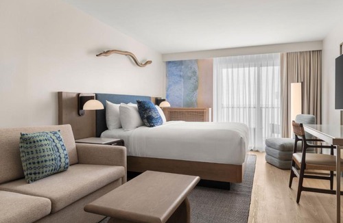 Atlantic City Hotel | The Seahaus Hotel, Atlantic City Boardwalk, a Tribute Portfolio Hotel