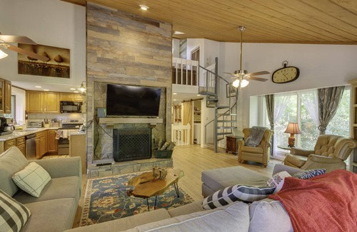 Sapphire House | The Sheqi’s Chalet,ski and golf resort. The dream house for you and your family
