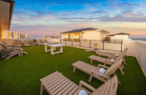 Clearwater Beach House | The Sun Deck