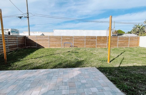 Pinellas Park Cottage | The Sunny Spot