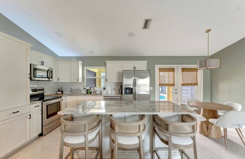 North Port House | The Sunshine Escape w/Heated Pool in charming North Port