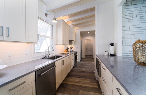 Sawgrass House | "The Swift Cottage" Old Ponte Vedra, Blvd. with Private pool!
