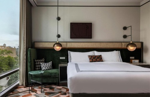 Buckhead Village Hotel | The Tess, Autograph Collection