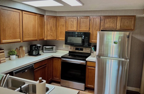 Lake Toxaway Condo | The Treehouse- Lake Toxaway, NC, Long term welcome!