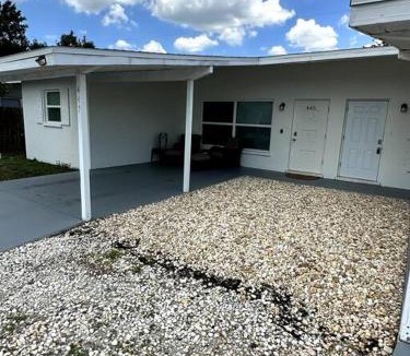 Warm Mineral Springs Apartment | The Warm Springs Sanctuary