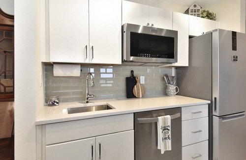 Painters Hill Apartment | The White House on Flagler Beach - Unit 23