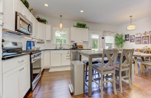 Jasper House | The Winchester House - Serene Surroundings + Close to Downtown Jasper
