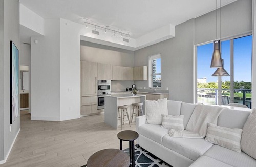 Hallandale Beach Apartment | This Amazing 2-bedroom corner unit boasts breathtaking views and sleek luxuryrn design