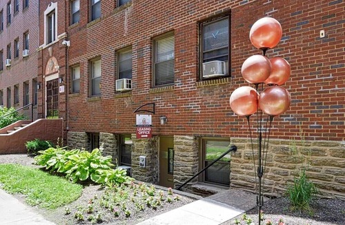 Germantown Apartment | This apartment is a 0 bedroom(s), 1 bathrooms, located in Philadelphia, PA.