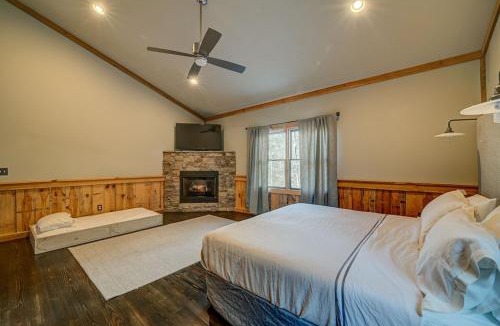 Cherry Log Ski Chalet | This chalet is luxury and mountain charm all wrapped up in one