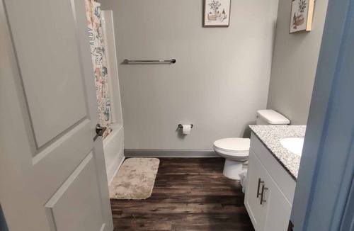 Socastee Apartment | This Cozy Hidden Jewel comfortable oasis close to the beach and main attractions