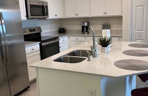 Lakewood Ranch Condo | This exquisite 2 bedroom plus a third room which is a office/3rd br