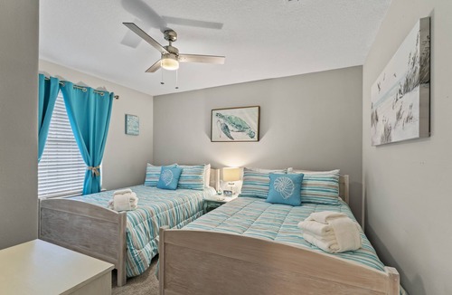 East Arlington House | This house is a 4 bedroom(s), 2 bathrooms, located in Jacksonville, FL.