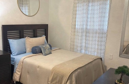 Kingston House | This unit has a separate living room with a pull out sofa for your guest& kiddos