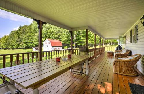 Thompson House | Thompson Home w/Deck + Pond, 8 Mi to Elk Mountain