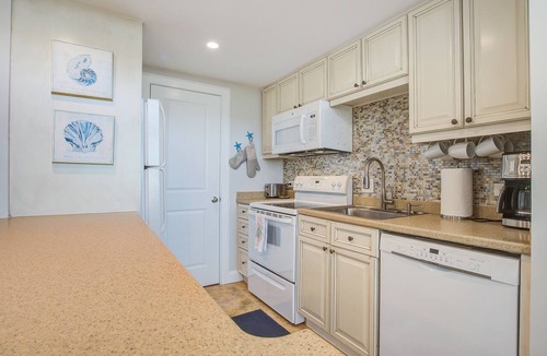 West Beach Village Condo | Three Oceanfront Private Balconies with Panoramic View, Dolphins & Calm Breezes!