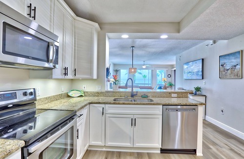 North Redington Beach Condo | Tides 2-423 - Coastal Beach Club with Fabulous Amenities!