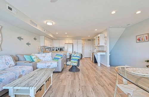 Southend Apartment | TideWatch-Relax in Brigantine w/Views,Beach and Pool