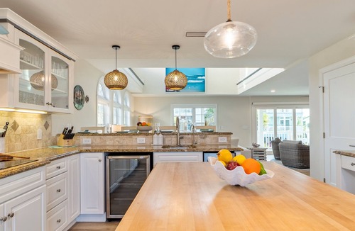 St. Augustine Beach House | Tiki on 12 Rooftop | Ocean | Pool | HotTub | Elevator