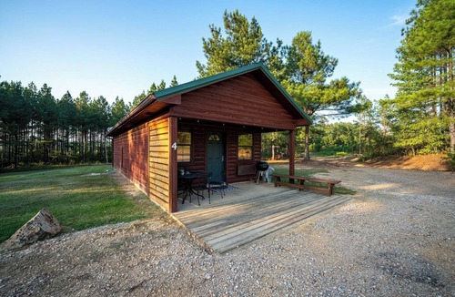 Amity Cabin | Timber Lodge Ranch - Studio 4