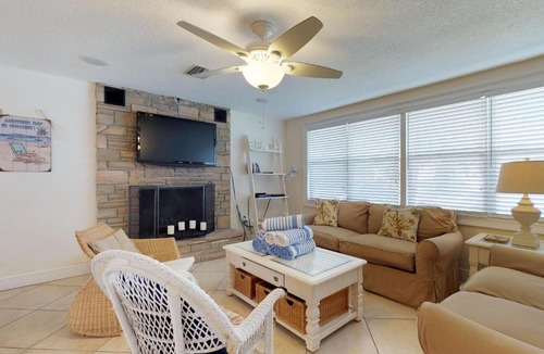 Holmes Beach House | Tina's Piece of Paradise