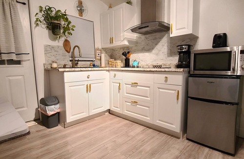 Longwood Cottage | Tiny Hidden Cottage